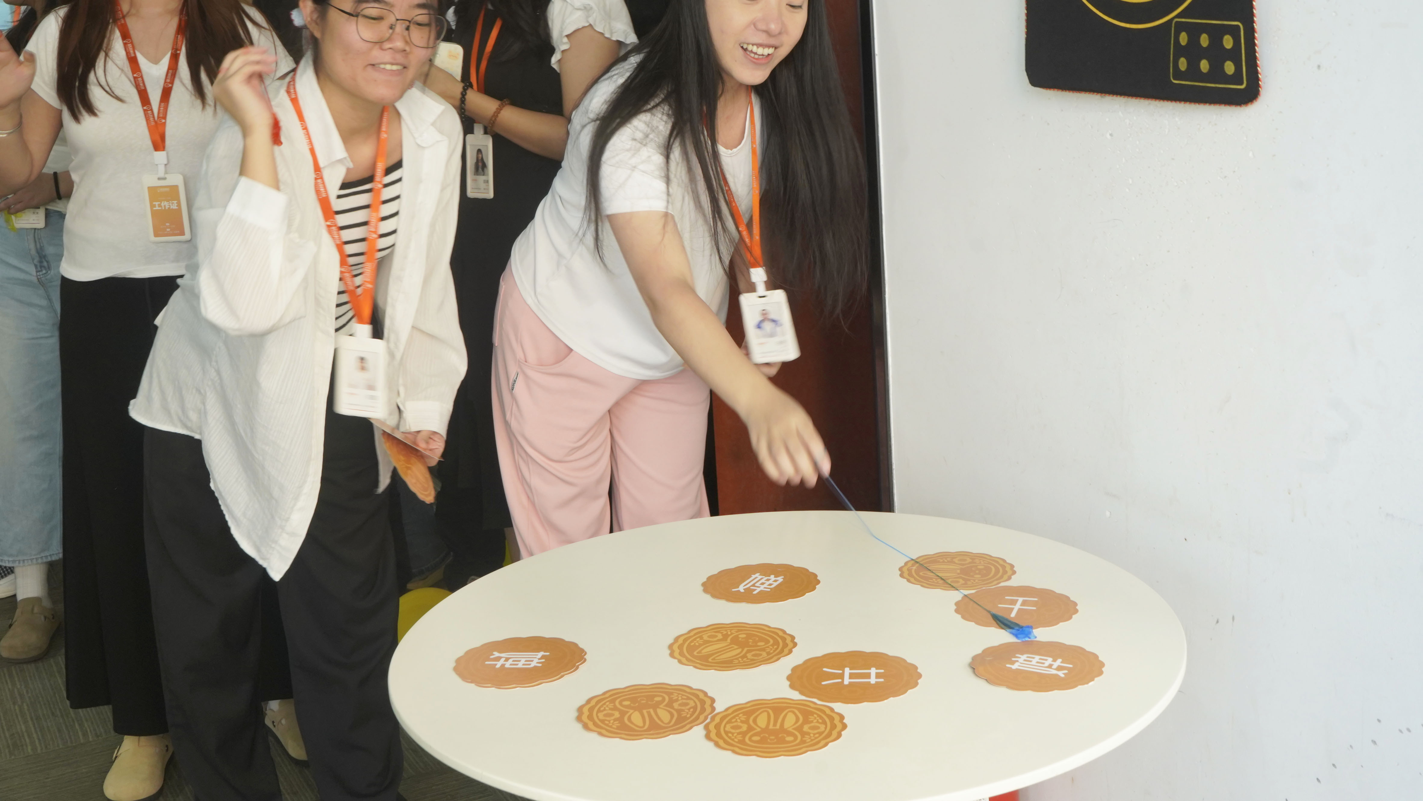 咕泡双节同乐会大揭秘，是谁抽到了带薪休假？！